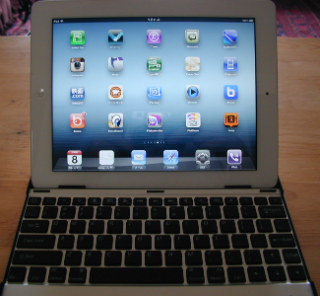 iPad2用Bluetoothキーボード便利グッズ